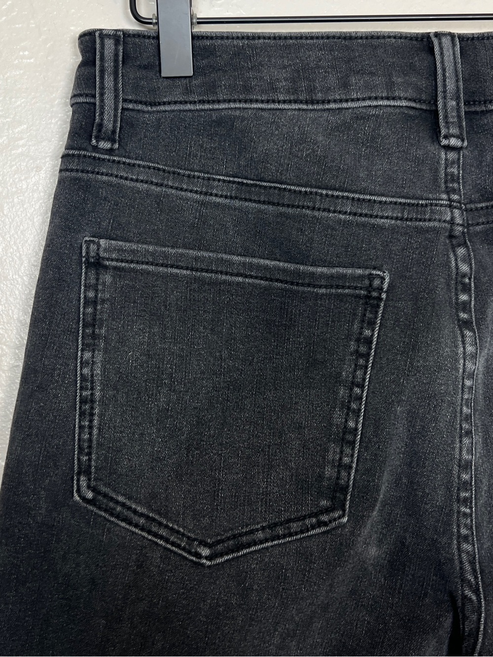 QUINCE Women’s Size 29 X 32 Faded Black Bella Stretch Wide Leg Jeans - Picture 9 of 16